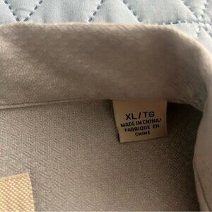 Tommy Bahama Gray Casual Button Top - XL